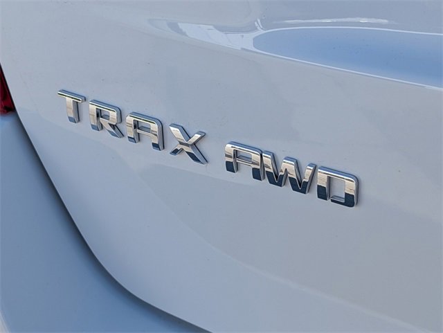 Used 2022 Chevrolet Trax LS w/ Tint and Cruise Package image 11