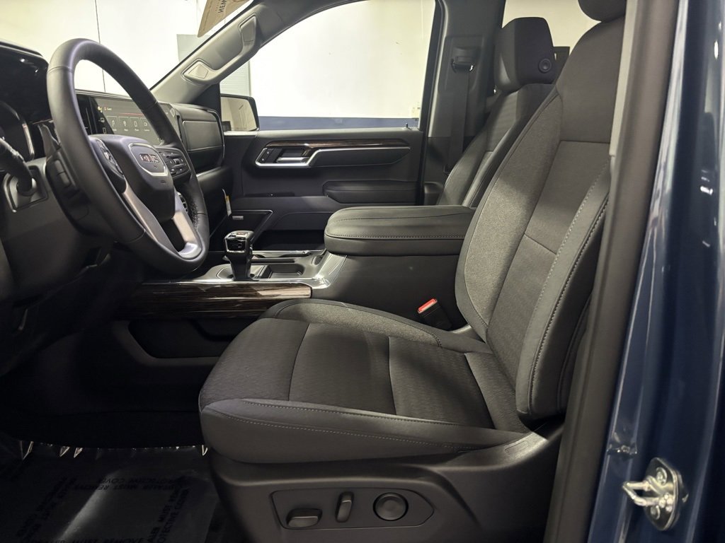 New 2026 GMC Sierra 1500 Elevation image 26