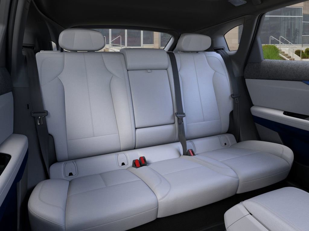 New 2026 Cadillac Optiq Luxury 1 image 17