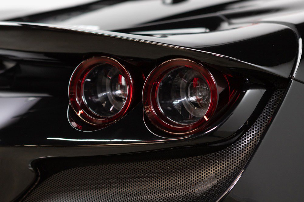 Certified 2021 Ferrari F8 Tributo image 43