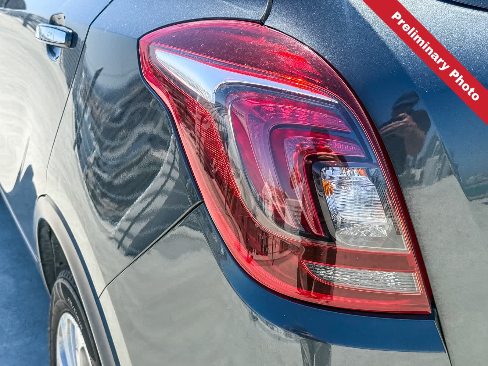 Used 2018 Buick Encore Preferred AWD/4WD image 10