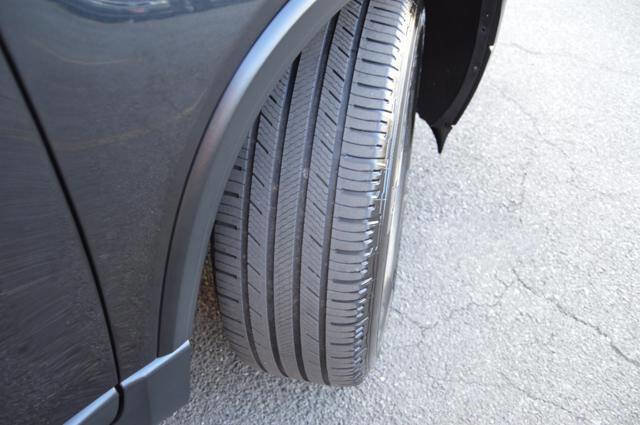 Used 2012 GMC Acadia SLT image 47