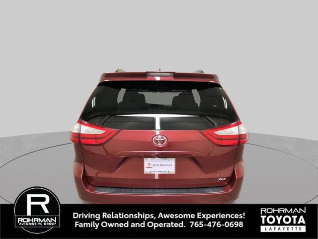 Used 2019 Toyota Sienna XLE FWD image 5