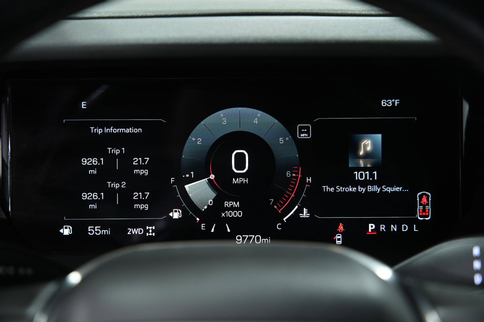 Used 2025 GMC Acadia AT4 image 37