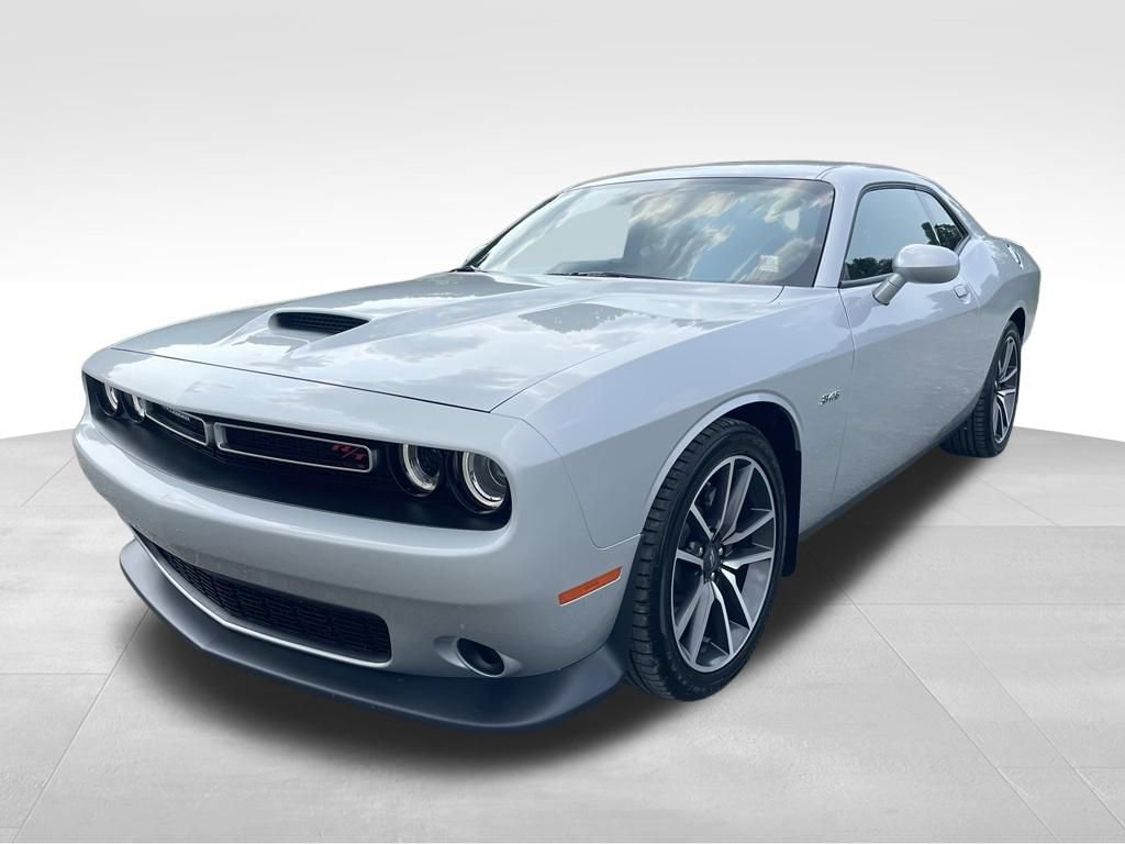 Used 2023 Dodge Challenger R/T RWD image 17