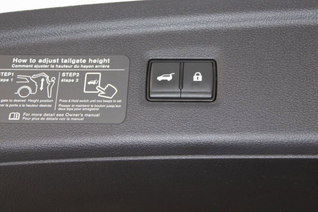 Used 2024 INFINITI QX50 Luxe image 16