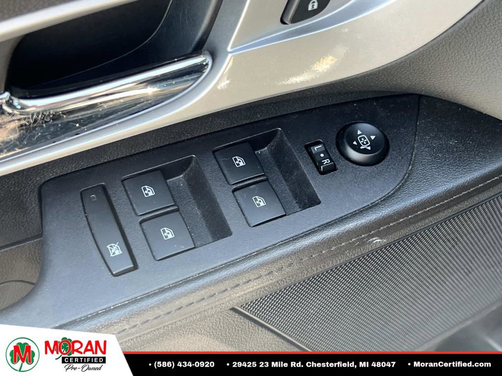 Used 2017 Chevrolet Equinox LS FWD image 15