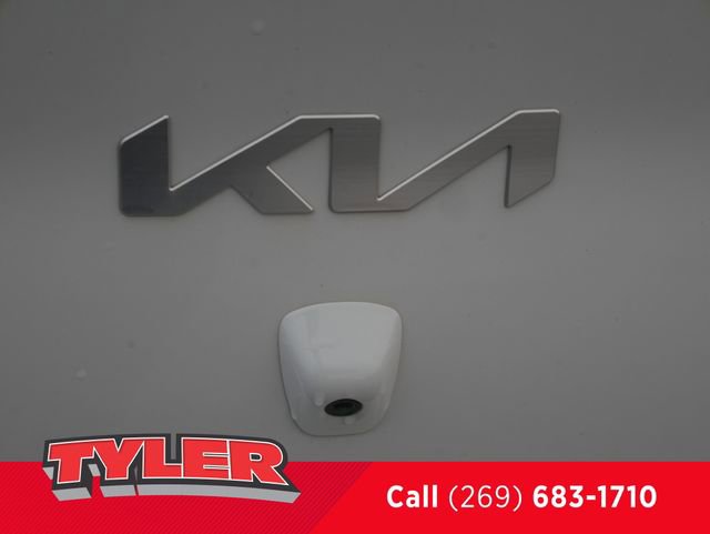 Used 2023 Kia Rio LX image 15