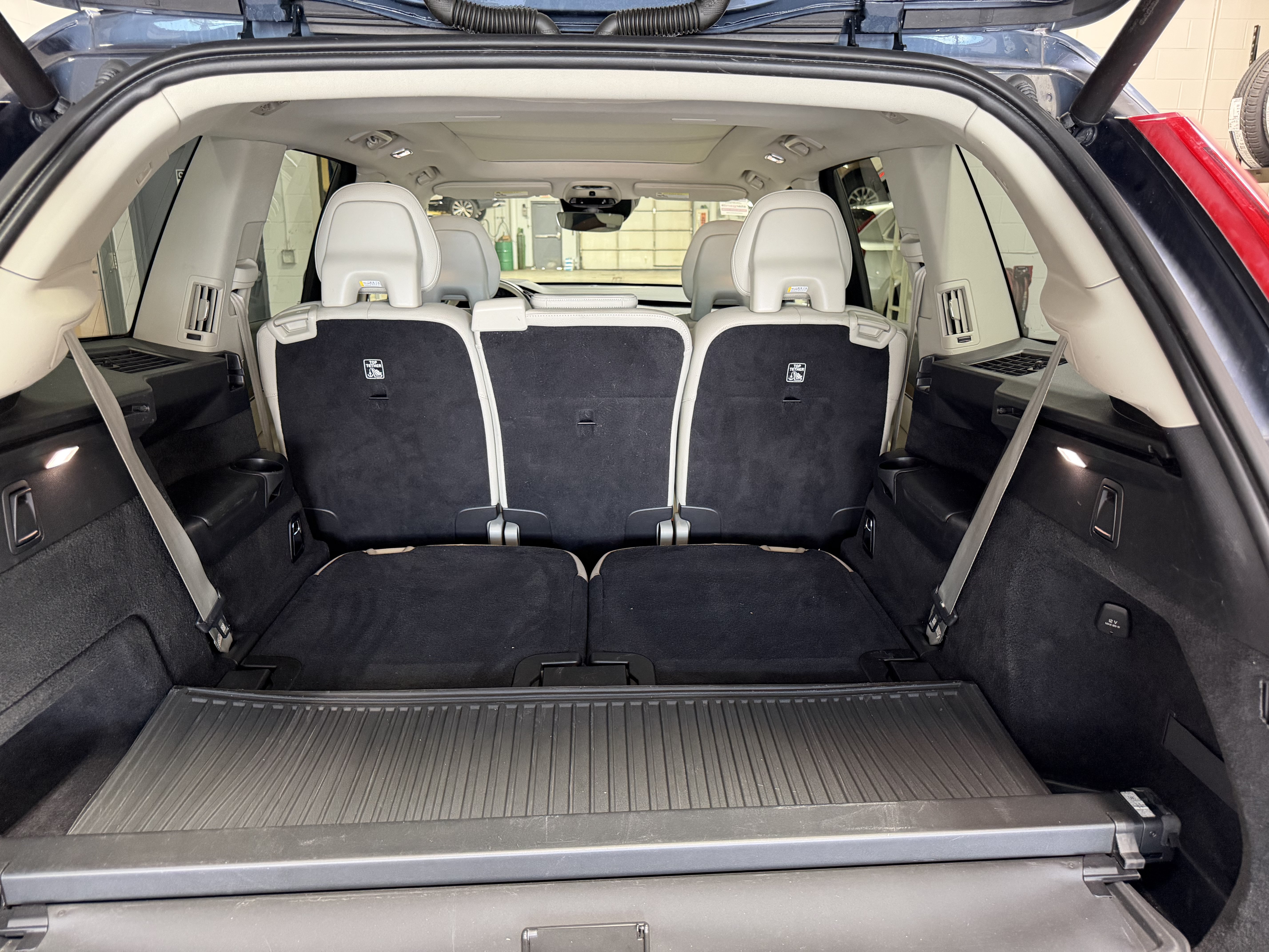 Used 2021 Volvo XC90 T6 Momentum w/ Advanced Package AWD/4WD image 26
