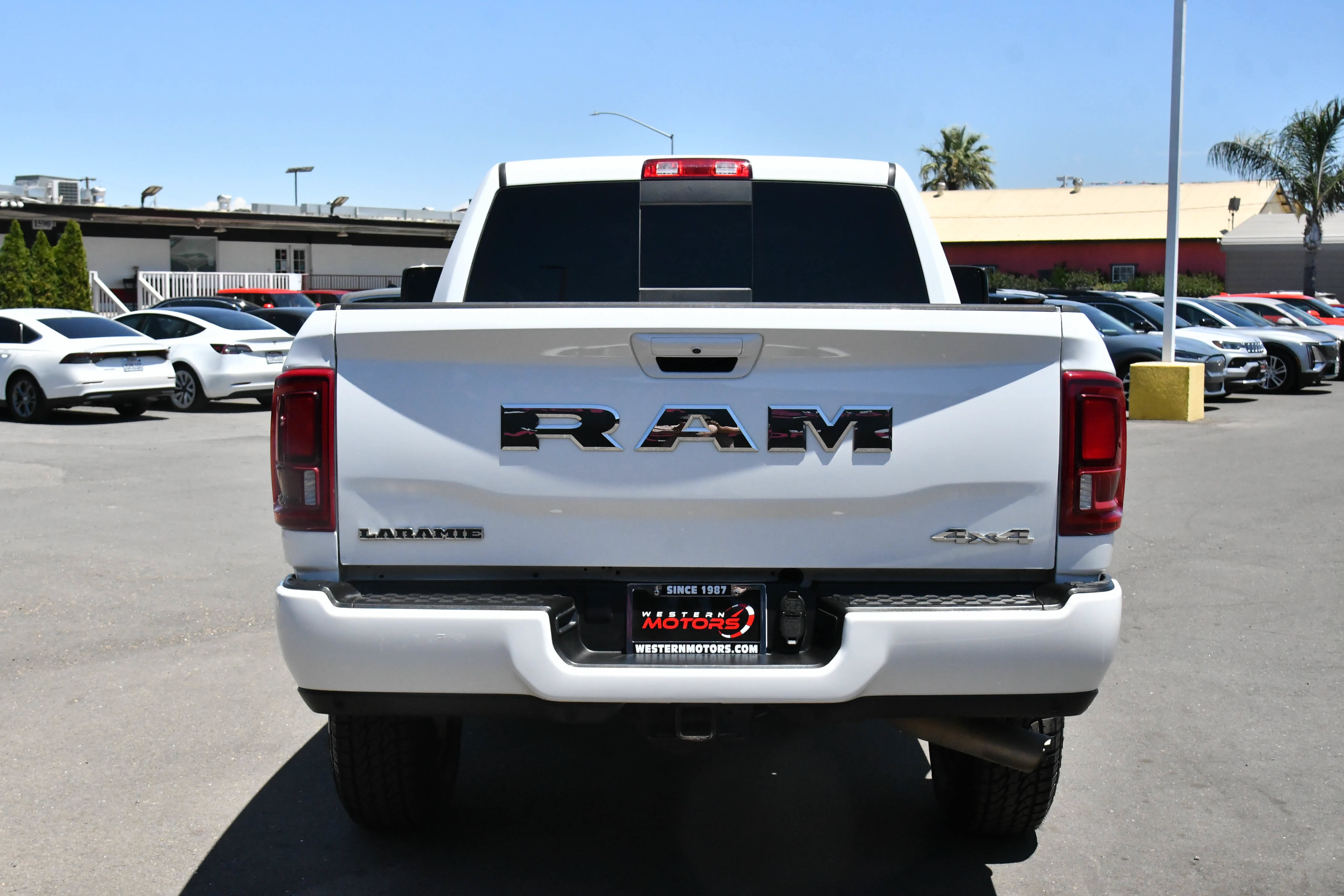 Used 2026 RAM 2500 Laramie AWD/4WD image 7