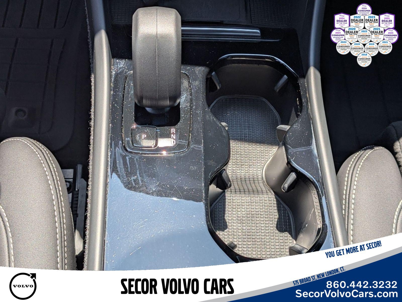 Used 2023 Volvo C40 P8 Recharge Plus w/ Climate Package AWD/4WD image 18