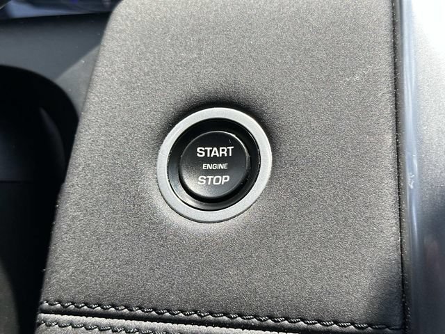 Used 2020 Land Rover Discovery Sport SE AWD/4WD image 25