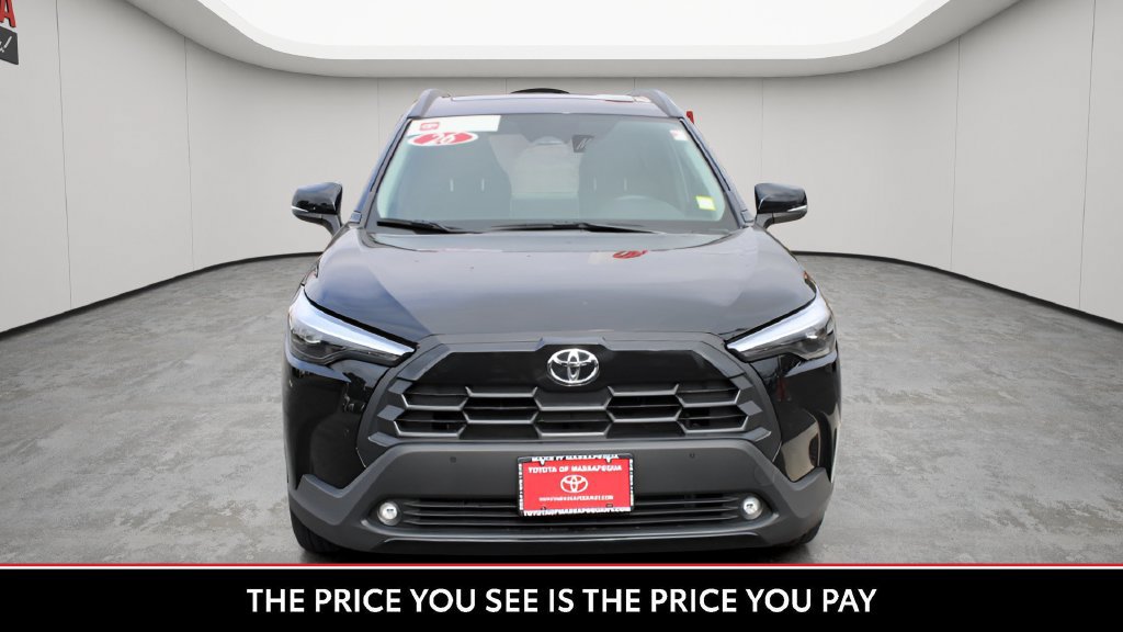 Used 2026 Toyota Corolla Cross XLE w/ Convenience Package AWD/4WD image 8