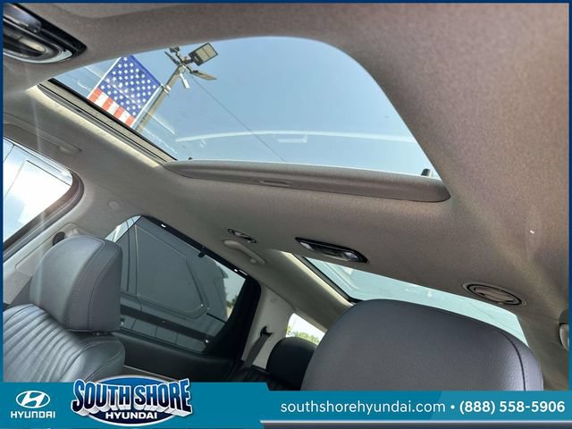 Certified 2024 Hyundai Palisade Limited AWD/4WD image 23