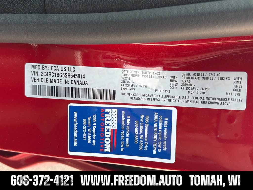 Used 2025 Chrysler Pacifica Select FWD image 39