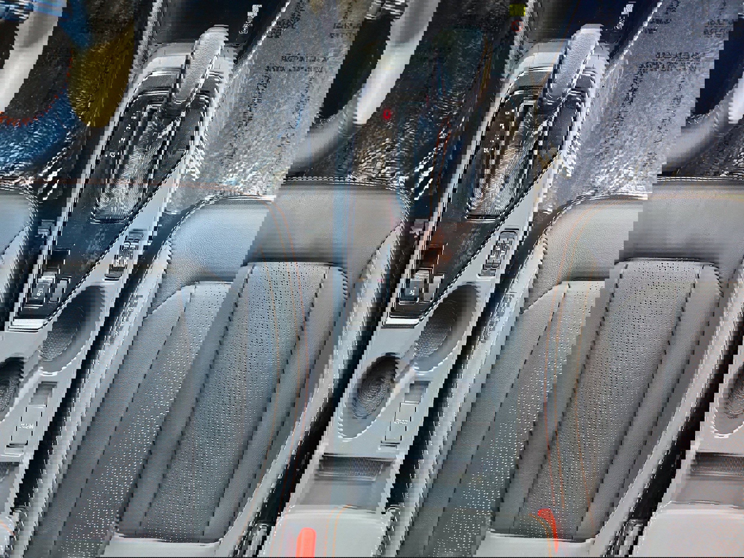 Certified 2025 Subaru Crosstrek 2.5i Limited w/ Popular Package #3A image 34