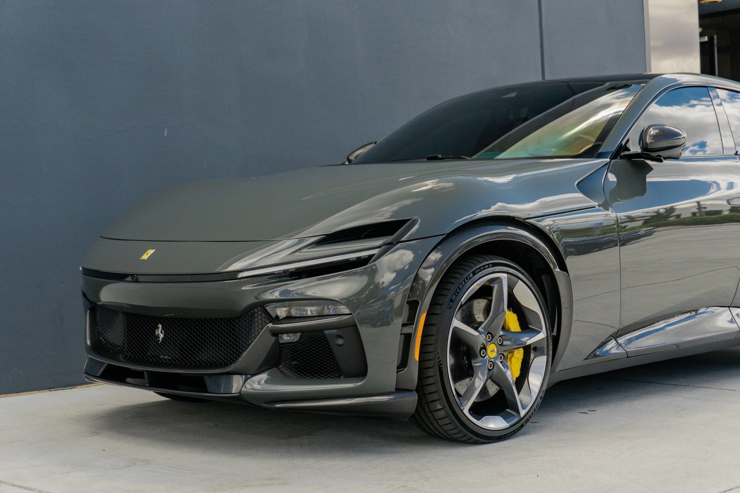 Used 2024 Ferrari Purosangue AWD/4WD image 18