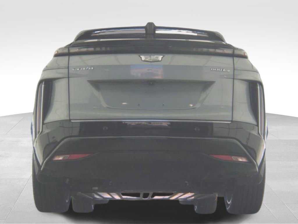 Used 2024 Cadillac Lyriq Luxury w/ LPO, Floor Liner Package image 4