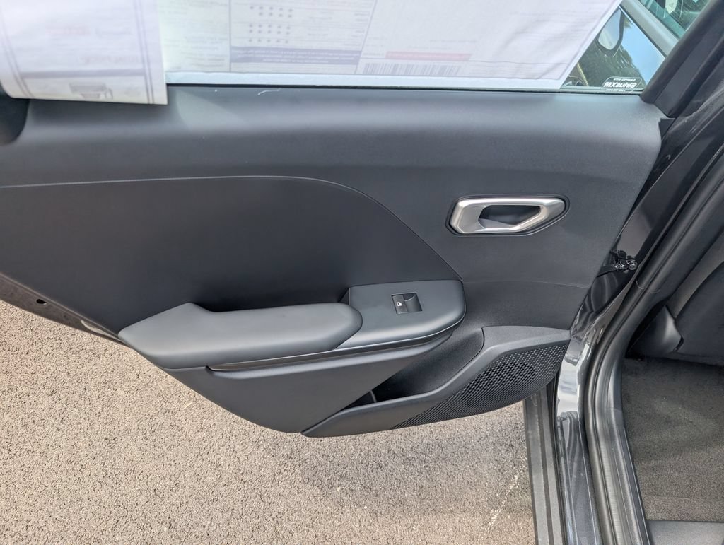 New 2026 Kia K4 FWD image 10