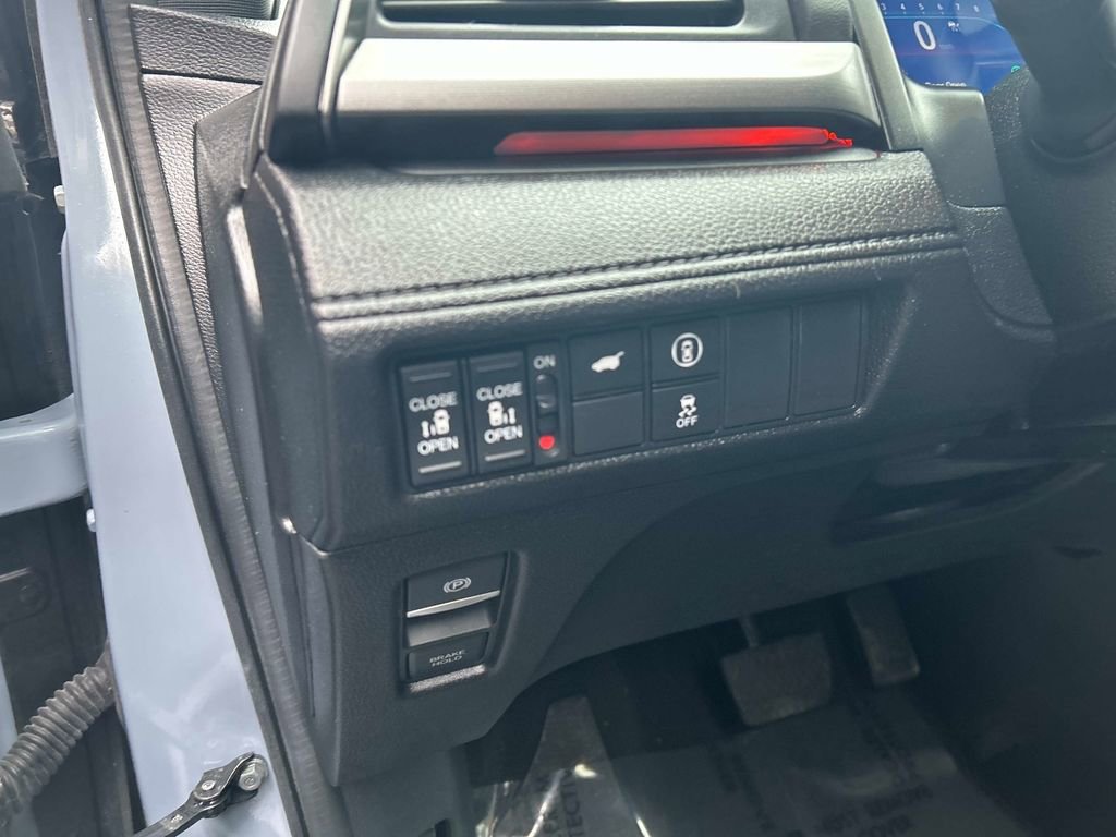 Used 2024 Honda Odyssey Sport image 20