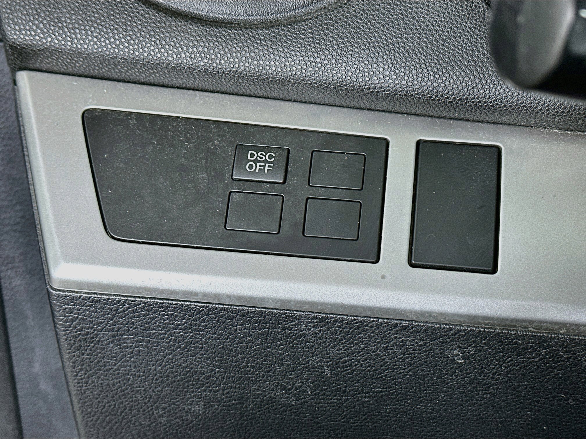 Used 2011 MAZDA MAZDA3 i Touring FWD image 17