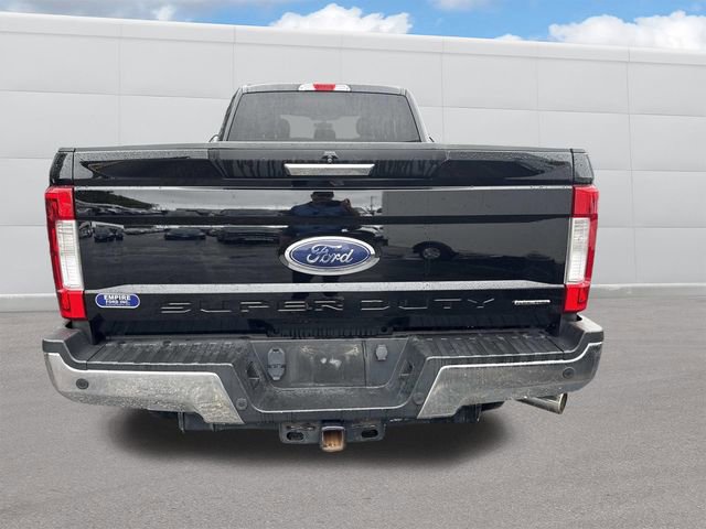 Used 2017 Ford F250 XLT w/ XLT Premium Package image 4