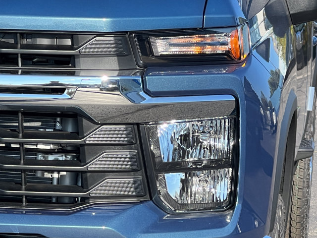 New 2026 Chevrolet Silverado 2500 LT w/ Leather Package AWD/4WD image 36