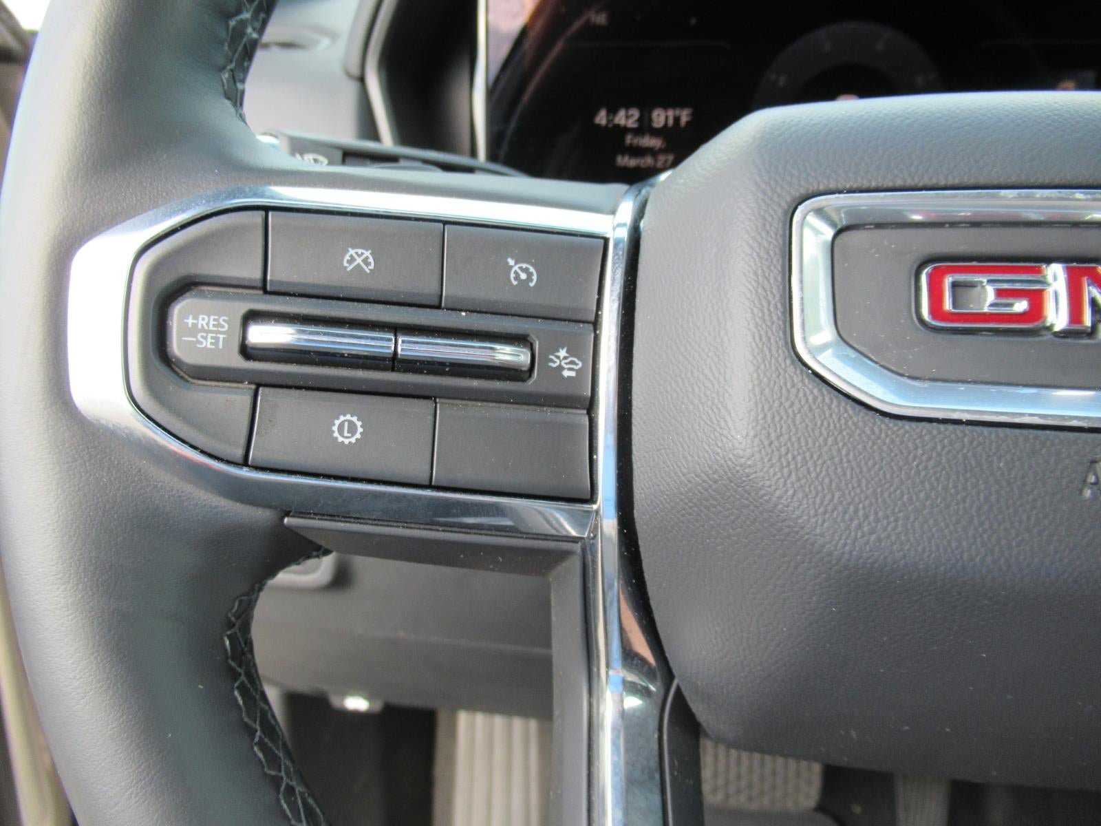 Used 2025 GMC Terrain Elevation w/ Elevation Premium Package AWD/4WD image 24