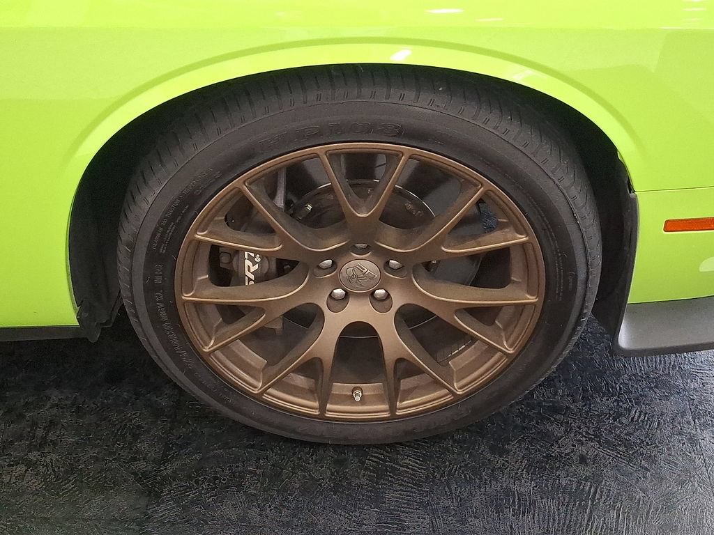 Used 2023 Dodge Challenger SRT Hellcat w/ Driver Convenience Group RWD image 9