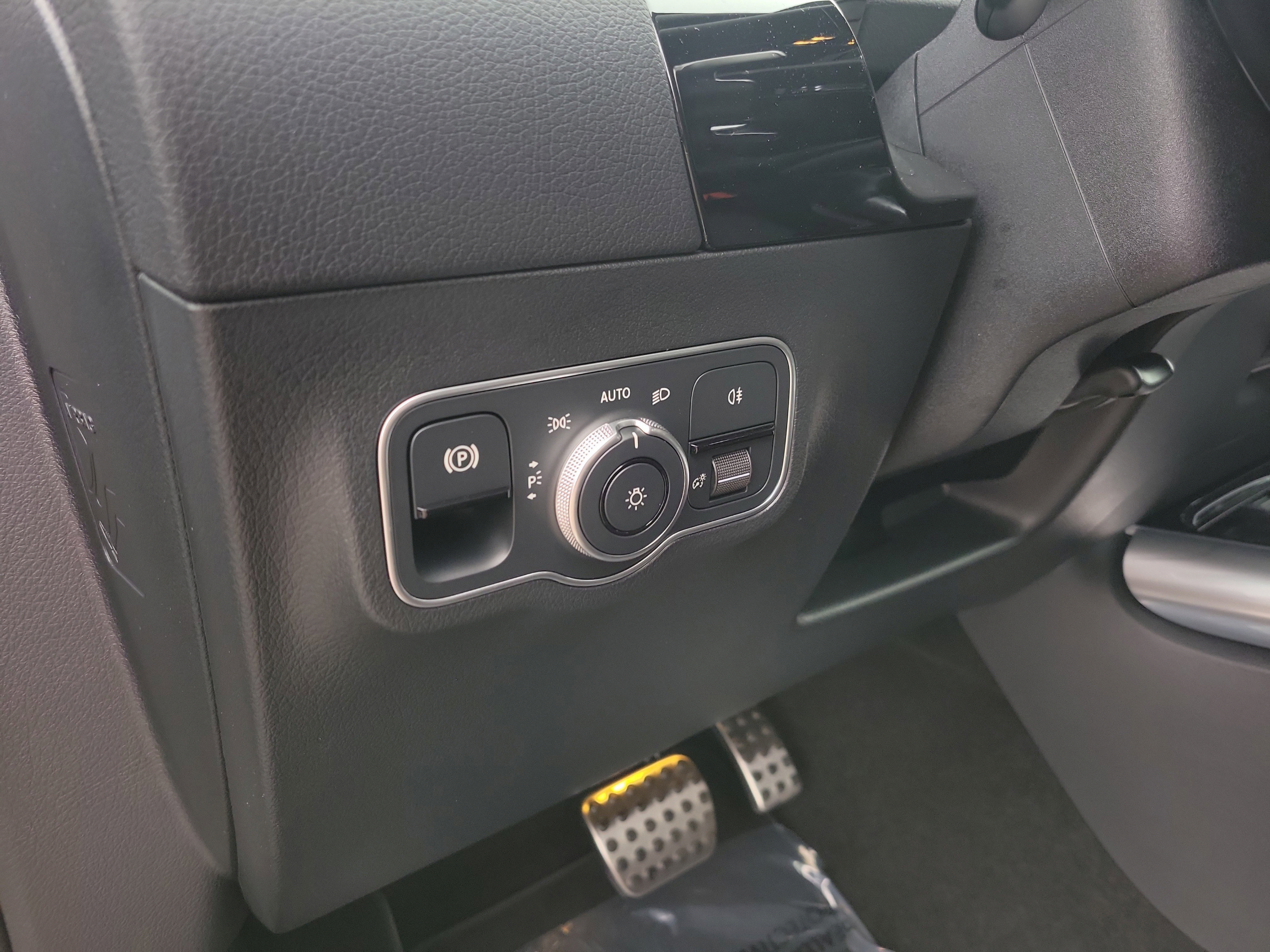 Certified 2026 Mercedes-Benz GLA 35 AMG 4MATIC image 18