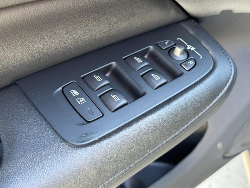 Certified 2024 Volvo S60 T8 Plus w/ Climate Package image 23