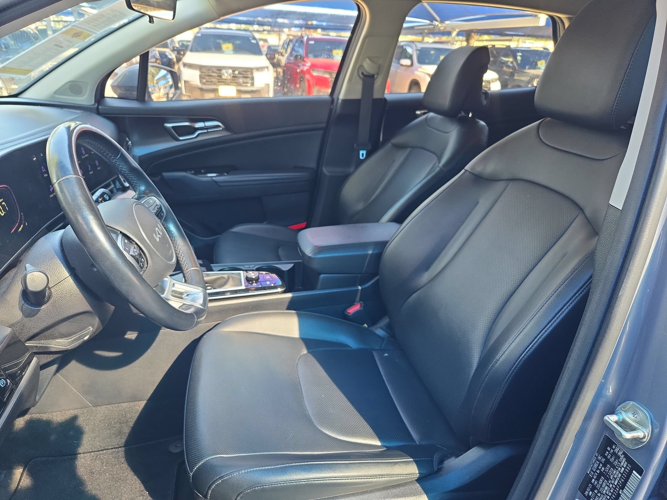 Used 2023 Kia Sportage EX FWD image 13