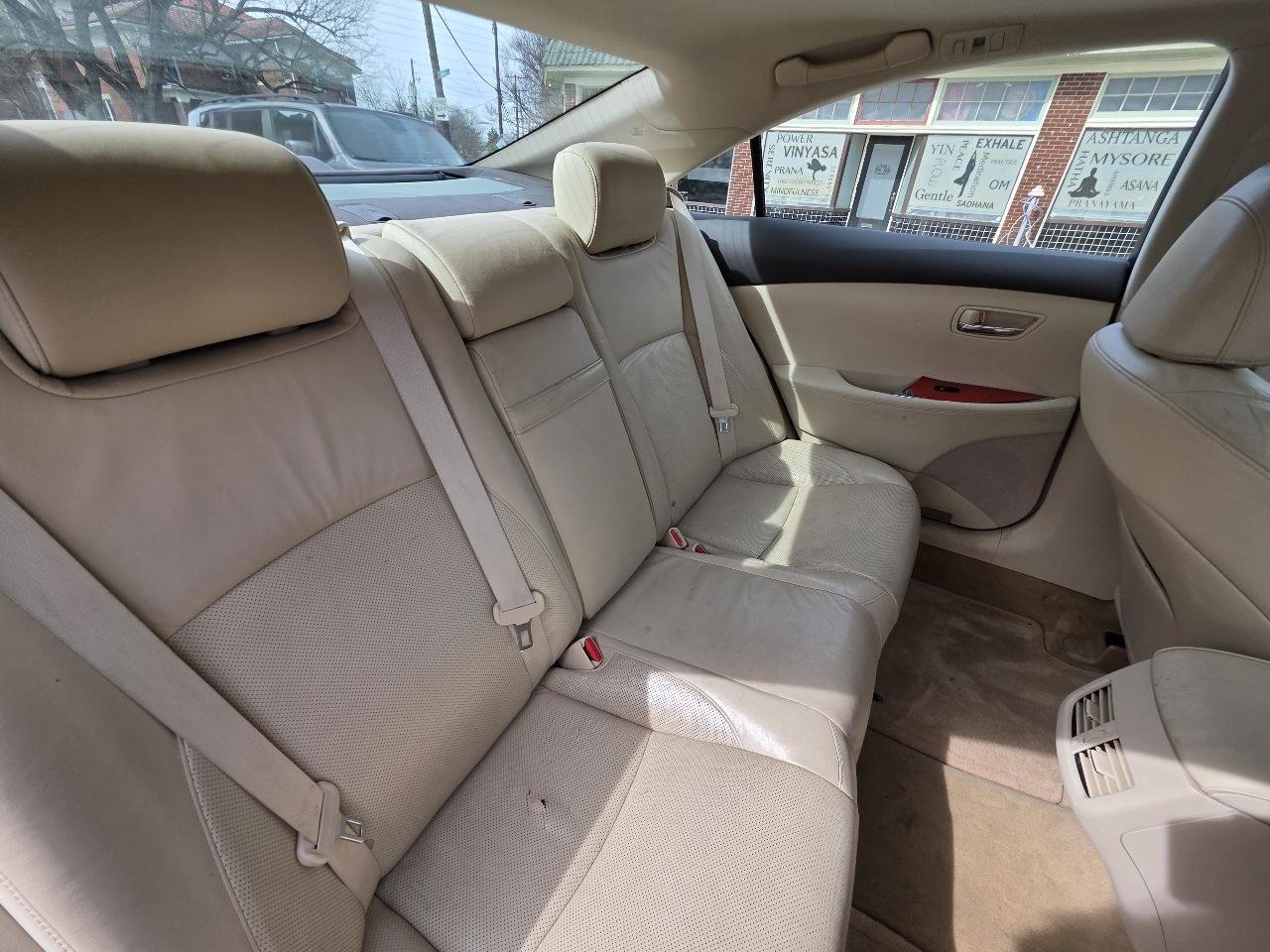 Used 2011 Lexus ES 350 FWD image 7