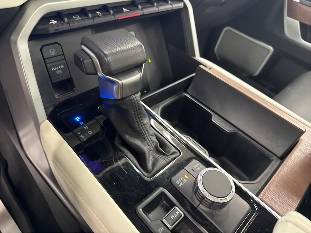 Used 2023 Toyota Sequoia Capstone image 40