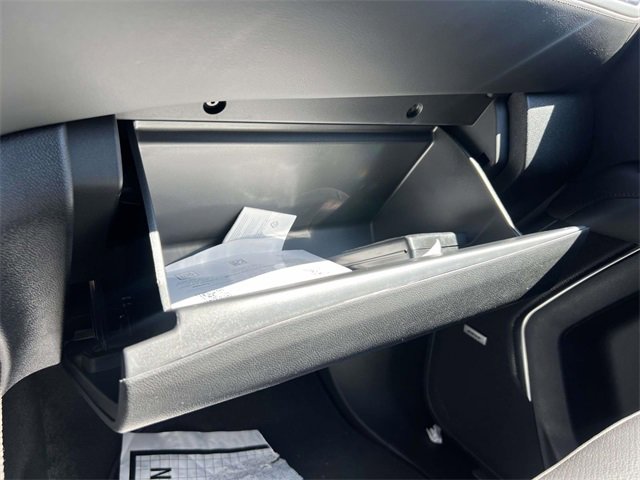 Certified 2024 Chevrolet Suburban High Country w/ Advanced Technology Package image 37