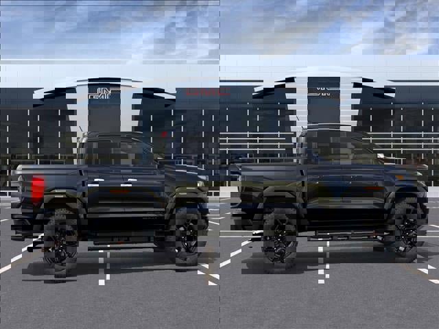 New 2026 GMC Canyon Denali w/ LPO, Denali Black Edition AWD/4WD image 5