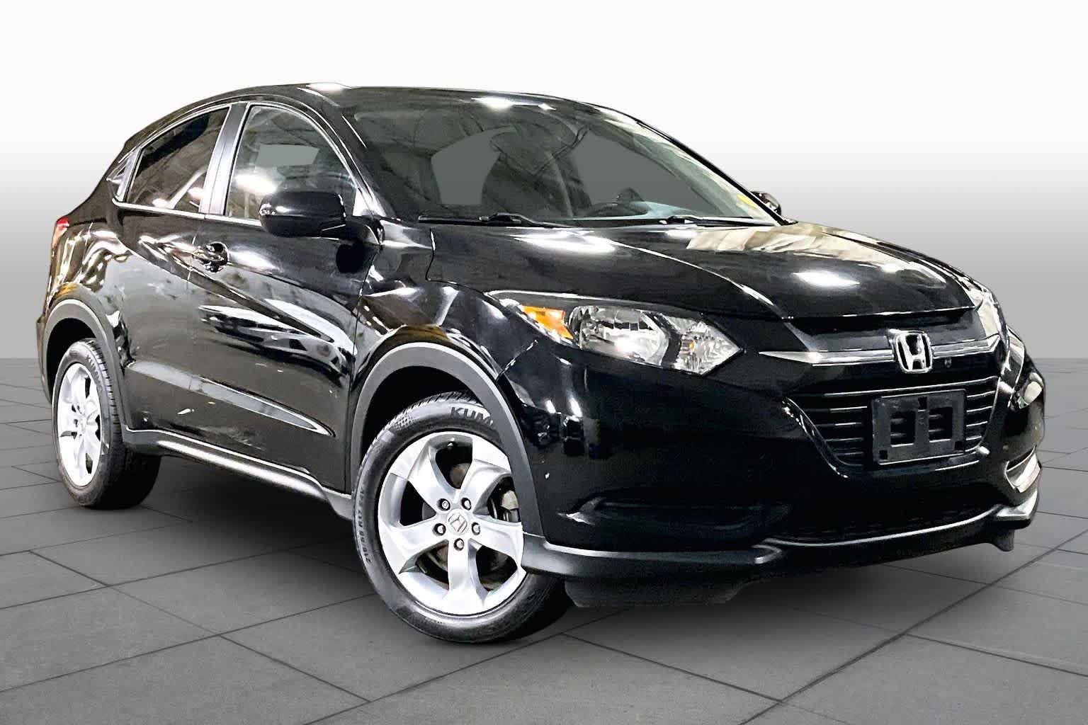 Used 2016 Honda HR-V LX image 3