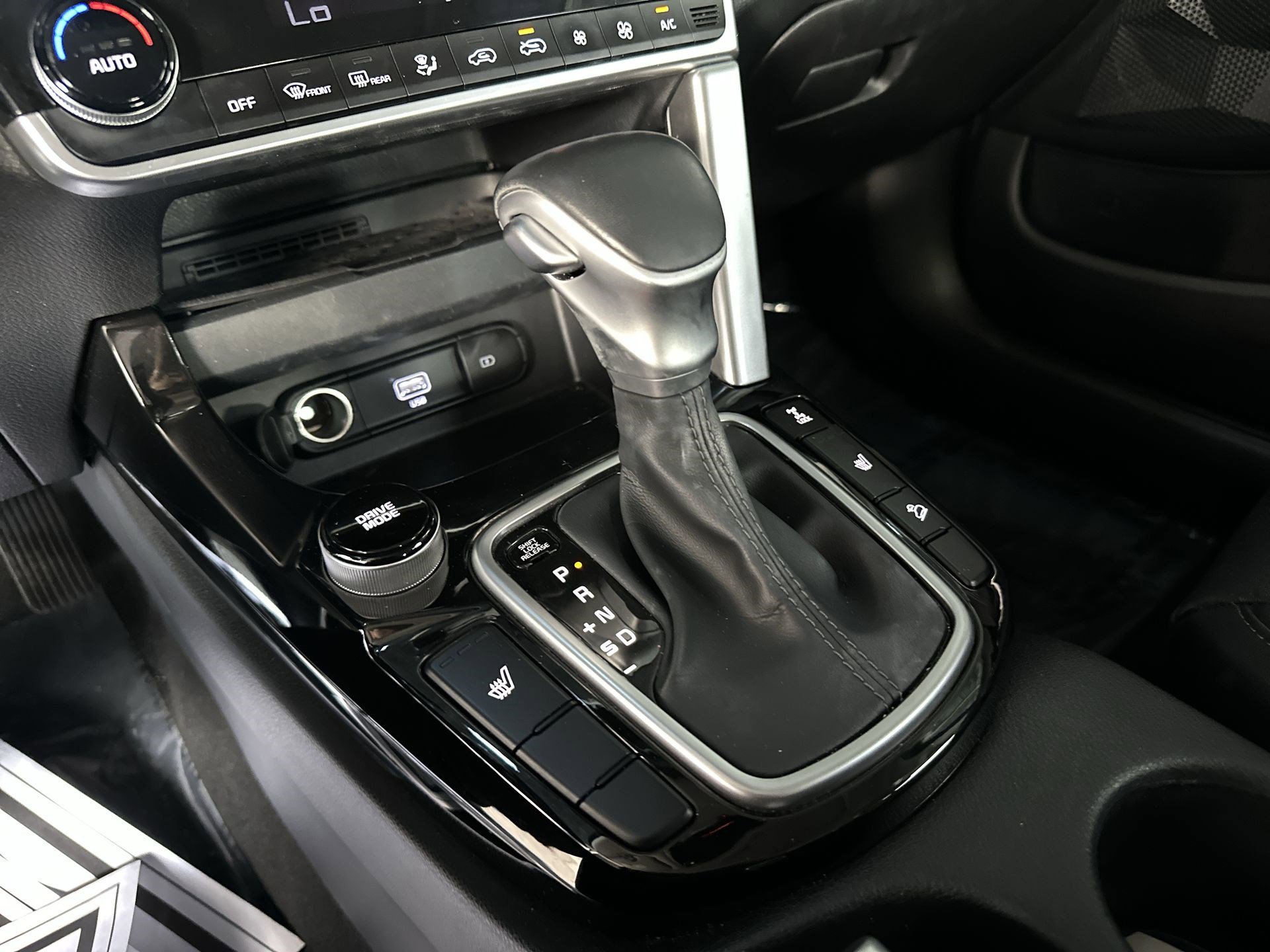 Used 2023 Kia Seltos EX image 22