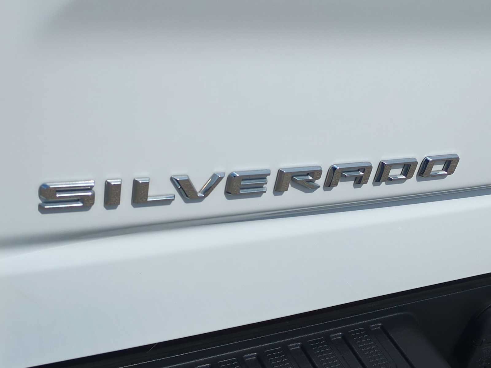 Used 2020 Chevrolet Silverado 1500 LT Trail Boss AWD/4WD image 9