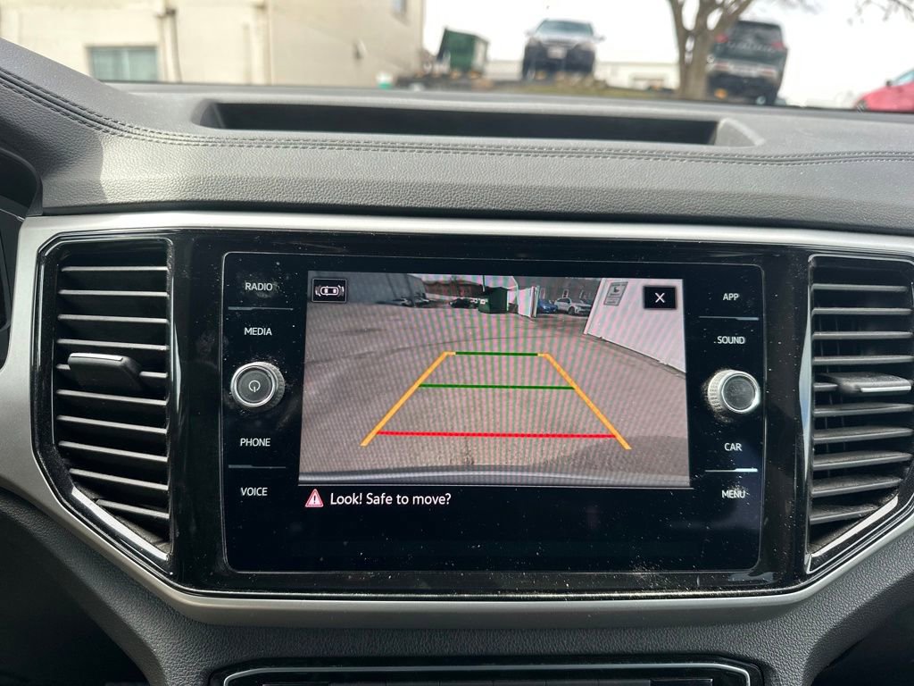 Used 2023 Volkswagen Atlas Cross Sport SE image 45