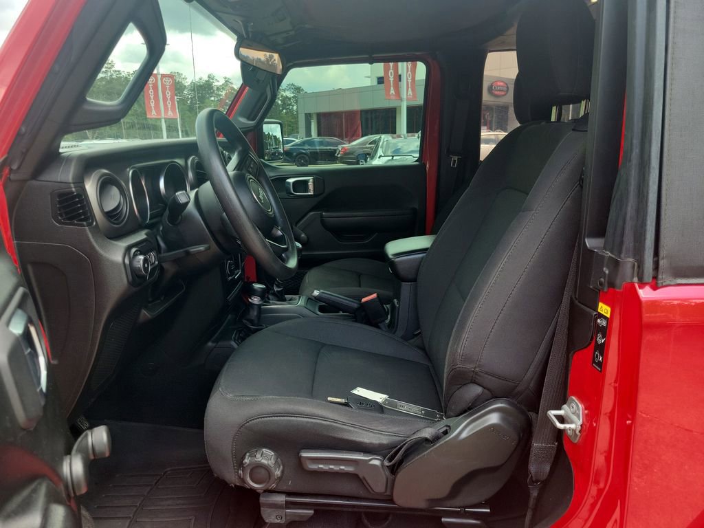 Used 2022 Jeep Wrangler Sport AWD/4WD image 14