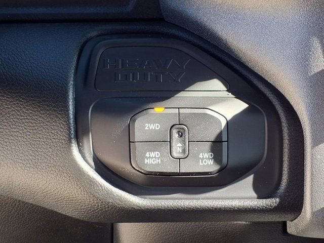 New 2025 RAM 3500 Tradesman AWD/4WD image 10