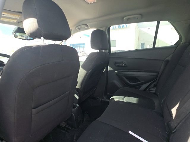 Used 2020 Chevrolet Trax LS w/ Tint and Cruise Package image 8