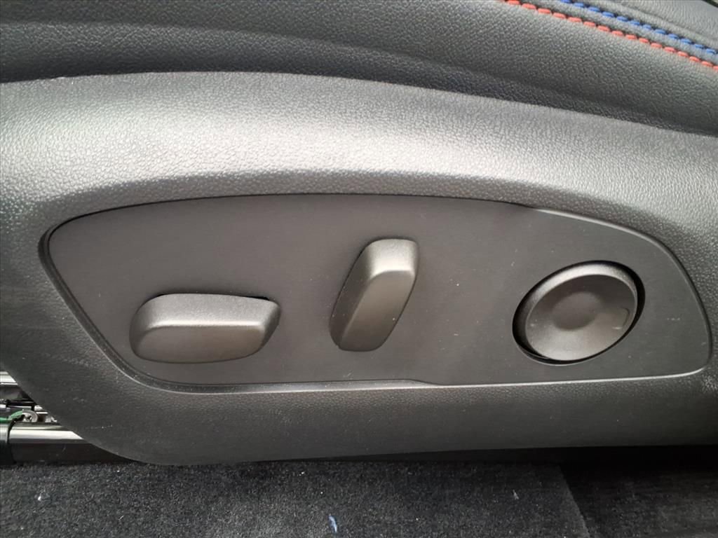 New 2026 Chevrolet Equinox EV RS image 13