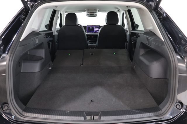 Used 2026 Volkswagen Tiguan SE AWD/4WD image 33