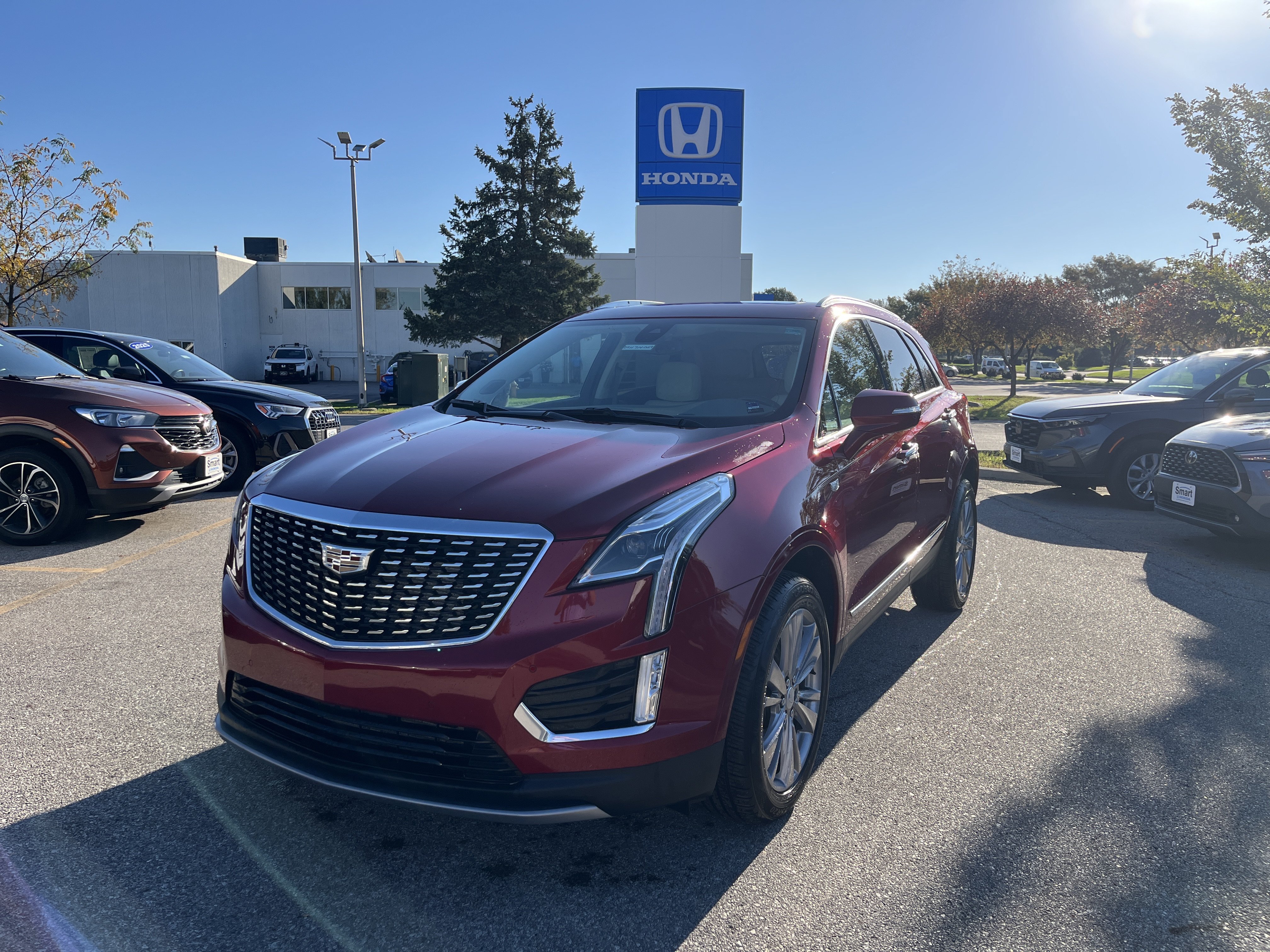 Used 2024 Cadillac XT5 Premium Luxury w/ LPO, Floor Liner Package AWD/4WD image 1