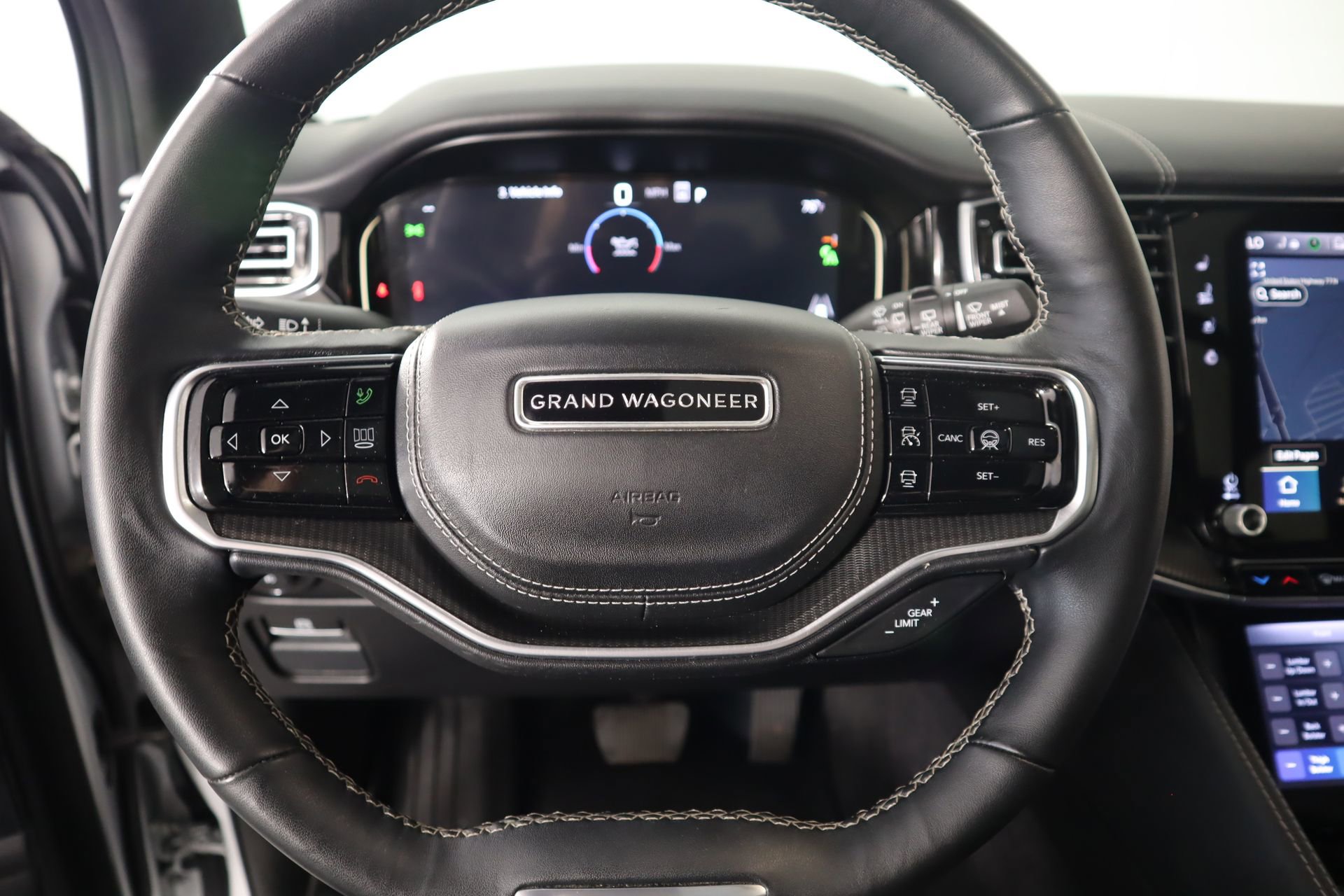 Used 2024 Jeep Grand Wagoneer Series II w/ Quick Order Packagew 28T image 3