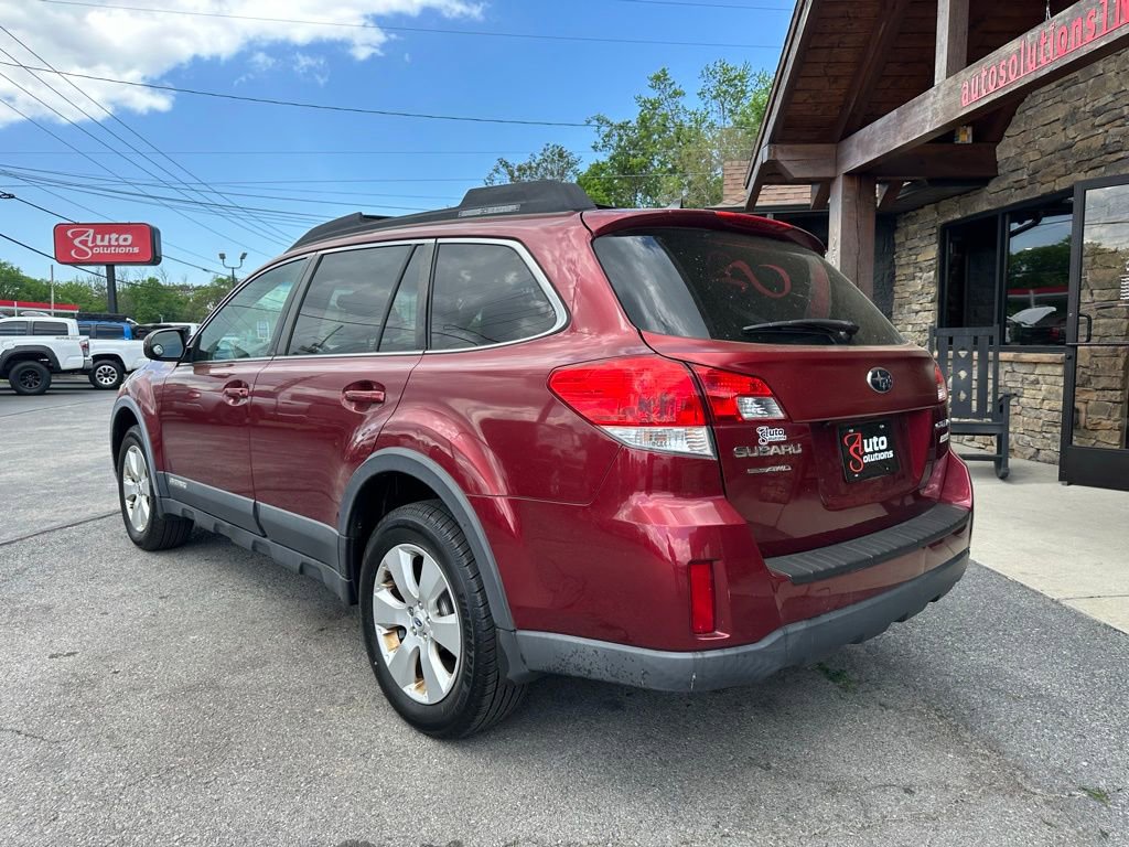 Used 2012 Subaru Outback 2.5i Limited AWD/4WD image 3