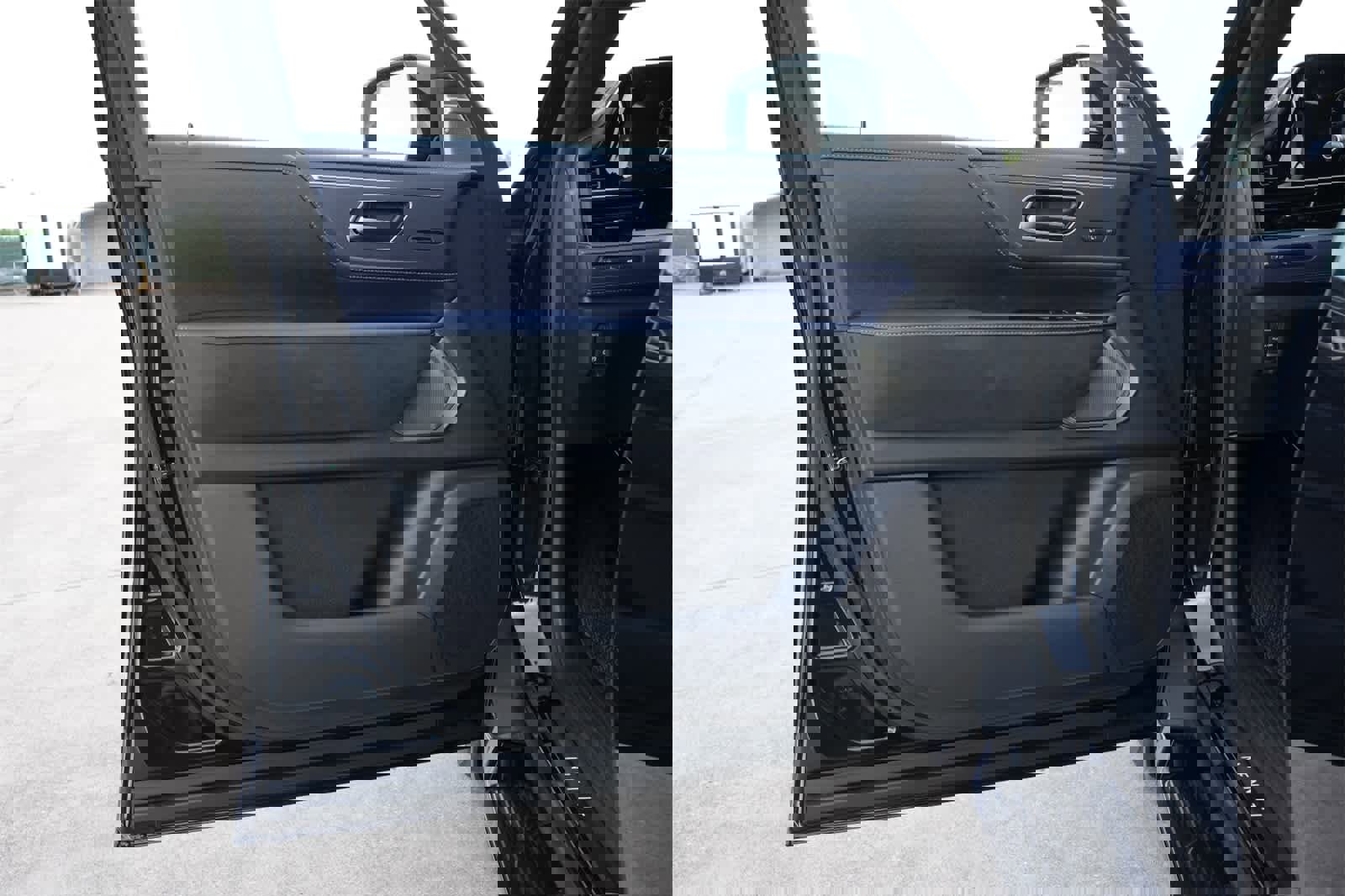 New 2026 INFINITI QX80 4WD w/ Sport Exterior Package image 17