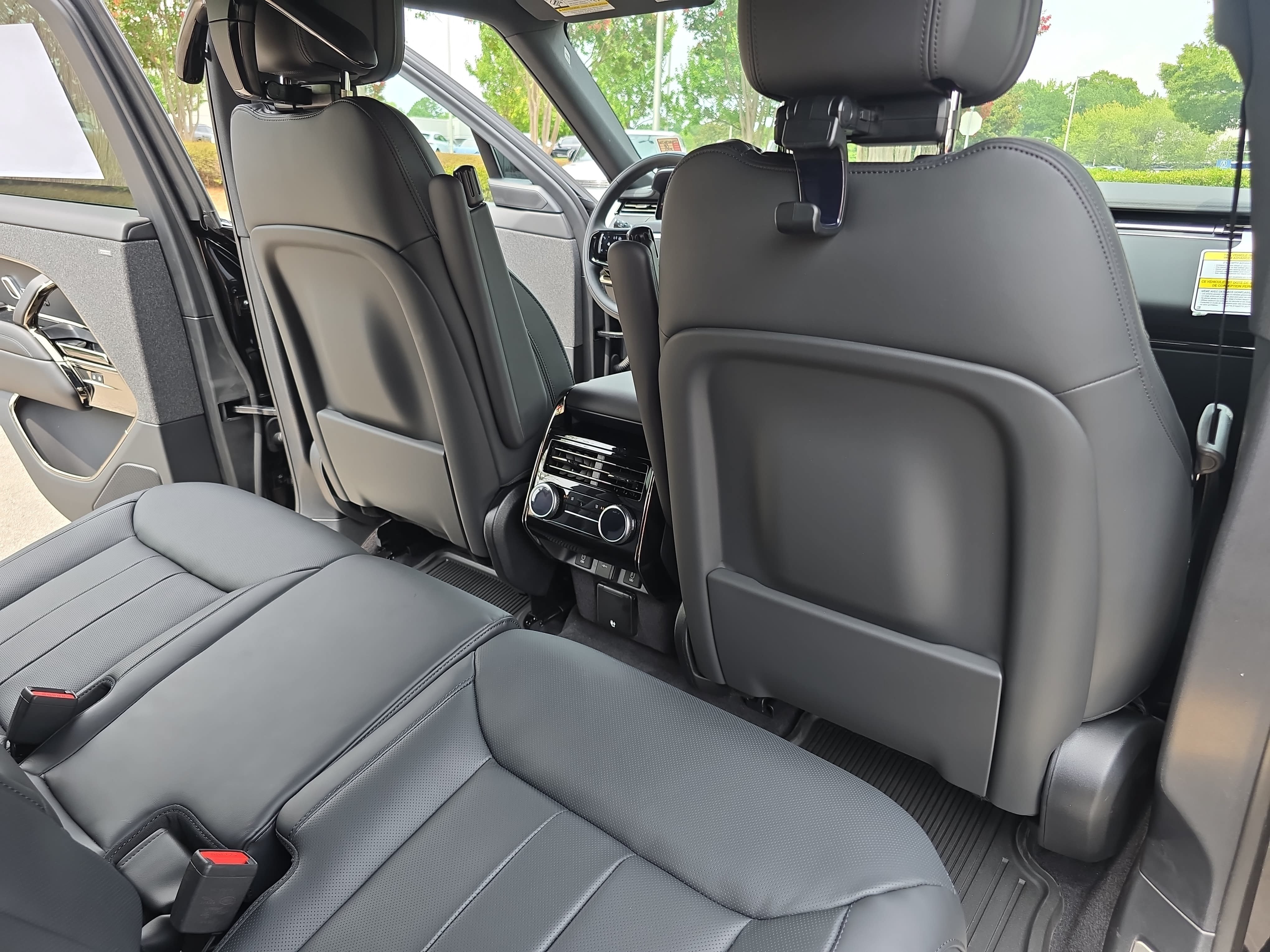 New 2026 Land Rover Range Rover Sport Dynamic SE AWD/4WD image 11